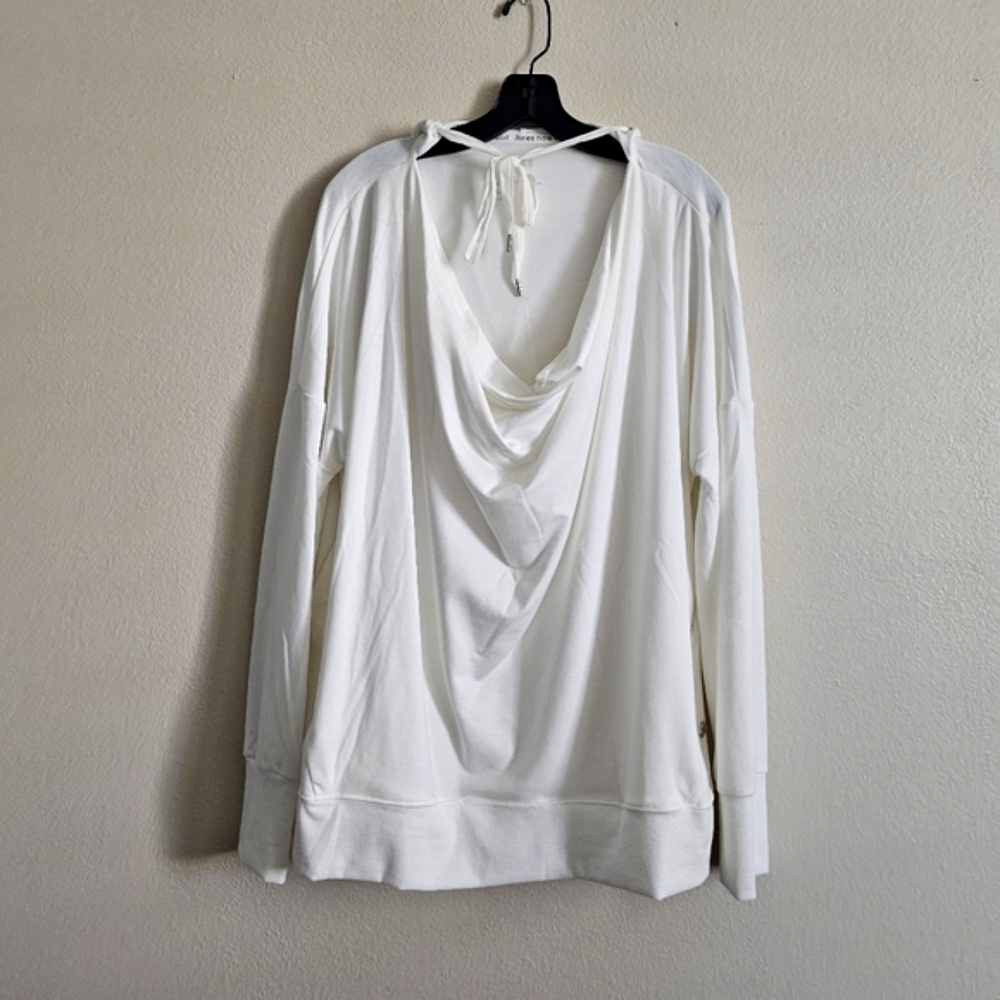 NWOT Jones New York Sport Light Weight Pullover Hoodie